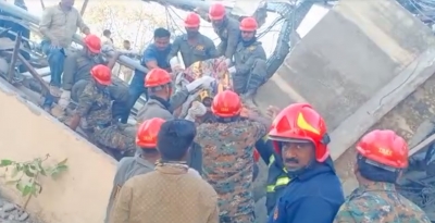 Two killed in Thane building crash, 22 feared trapped - Vimarsana News