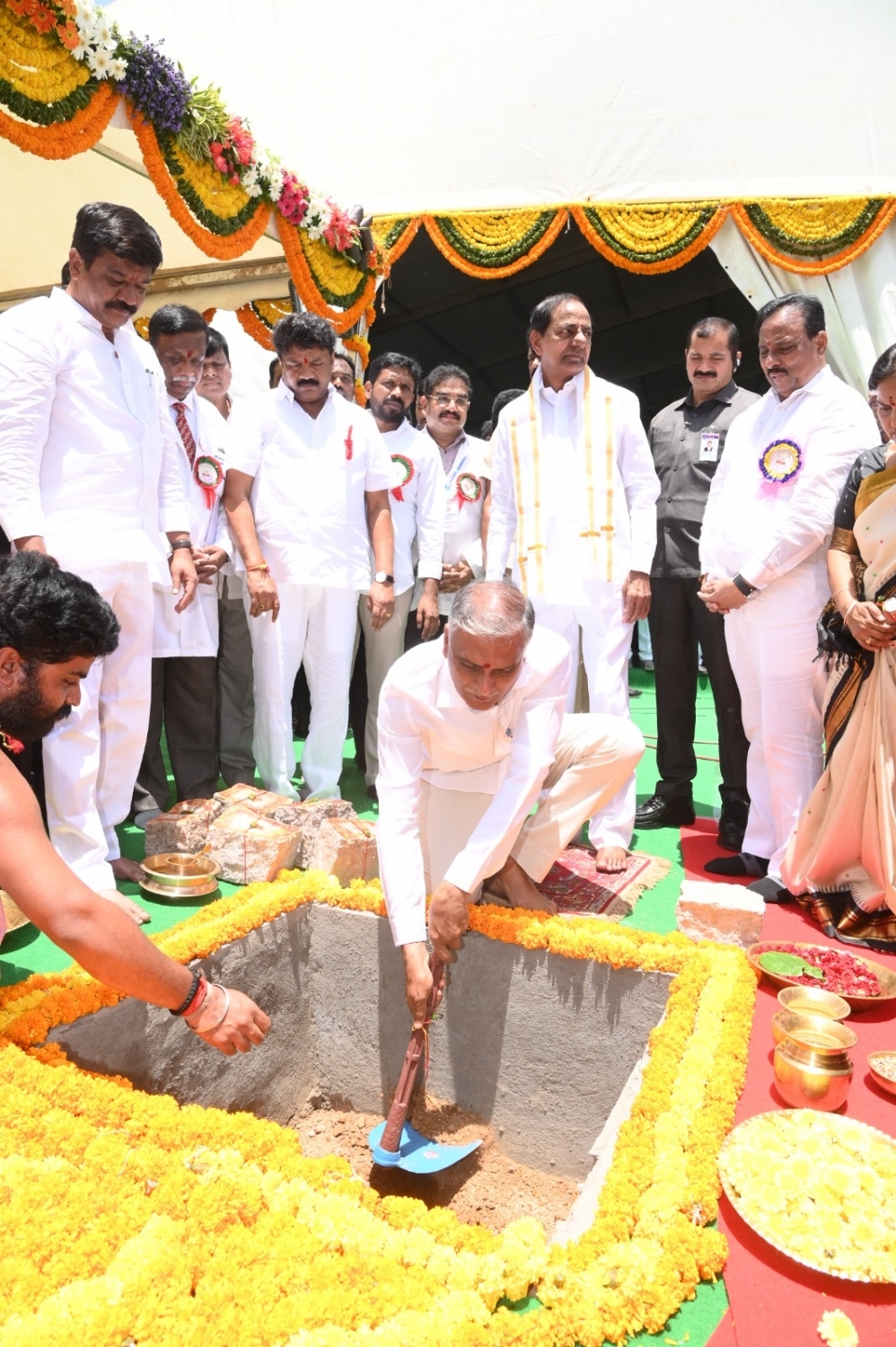 2,000-bed hospital to come up in Hyderabad, CM says efforts on to strengthen healthcare - Vimarsana News