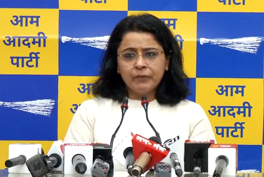Will PM be able to convince US not to supply F-16s to Pakistan, asks AAP - Vimarsana News