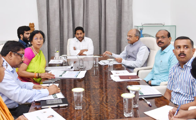 CM YS Jagan Reviews Play Andhra Pradesh - Vimarsana News