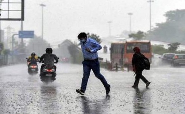 Telangana Weather Update: IMD Issues Red Alert As Heavy Rains Predicted In Telangana For Next 2 Days - Vimarsana News