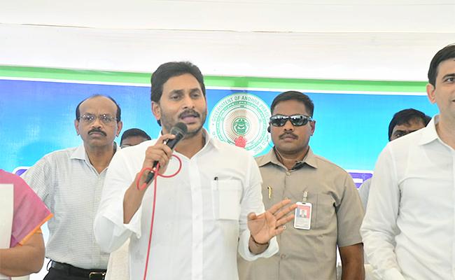 Feel Free to Complain If Not Adequately Compensated : CM YS Jagan to Flood Victims - Vimarsana News