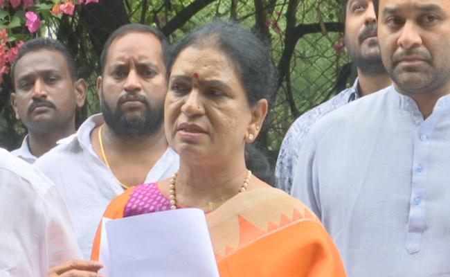 Telangana BJP MLA DK Aruna Requests Speaker to Reinstate Membership - Vimarsana News