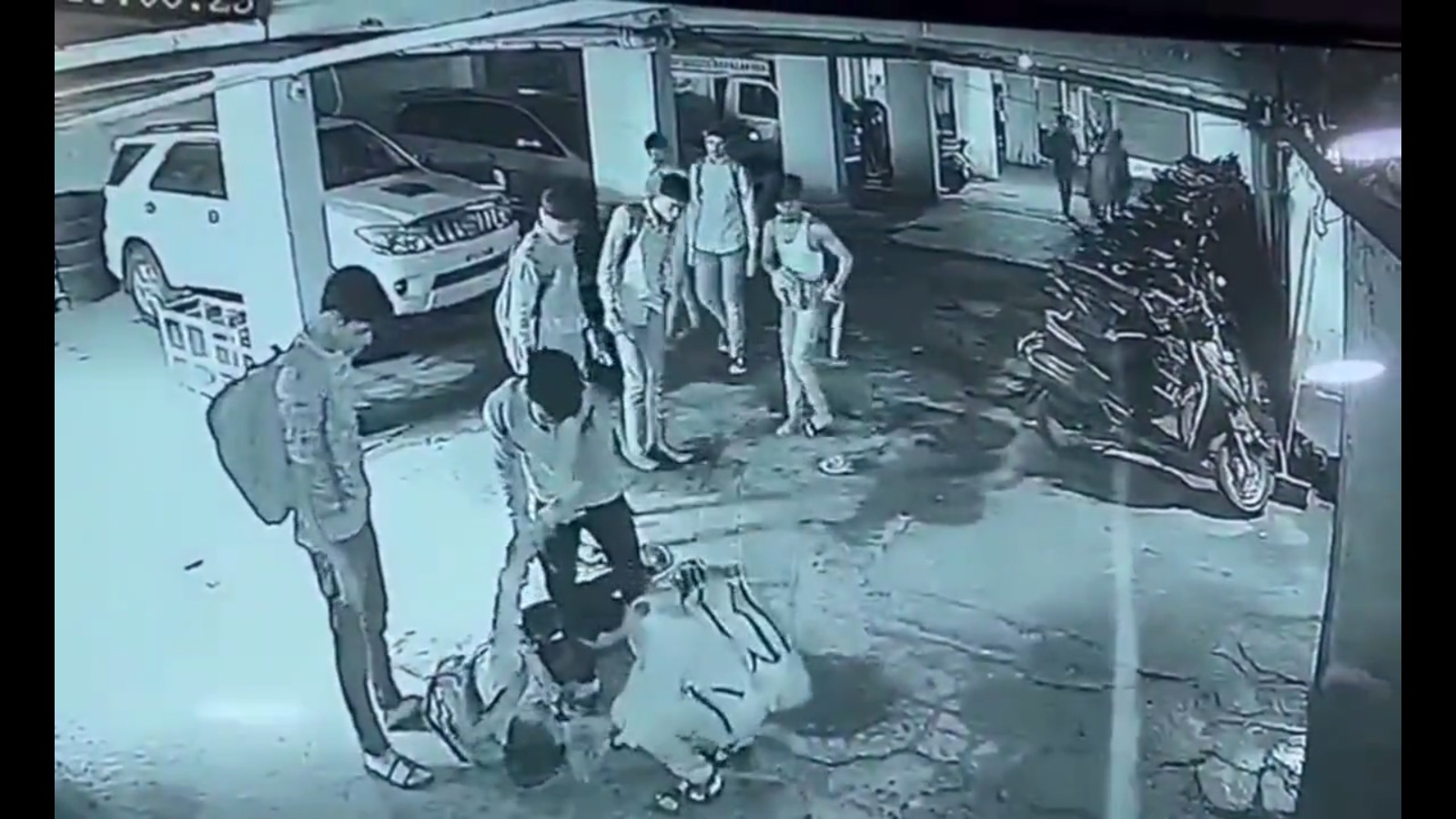 Hyderabad student brutally beaten up by classmate - Vimarsana News