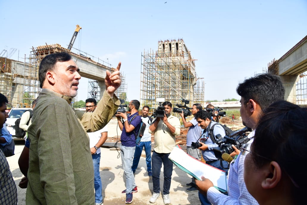 Anti-dust campaign: Gopal Rai conducts surprise inspection of RRTS ...