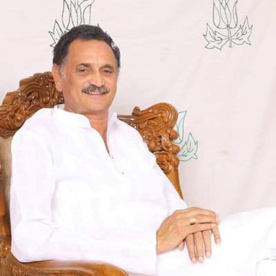 TDP leader arrested for remarks against Andhra CM Jagan, Minister Roja - Vimarsana News
