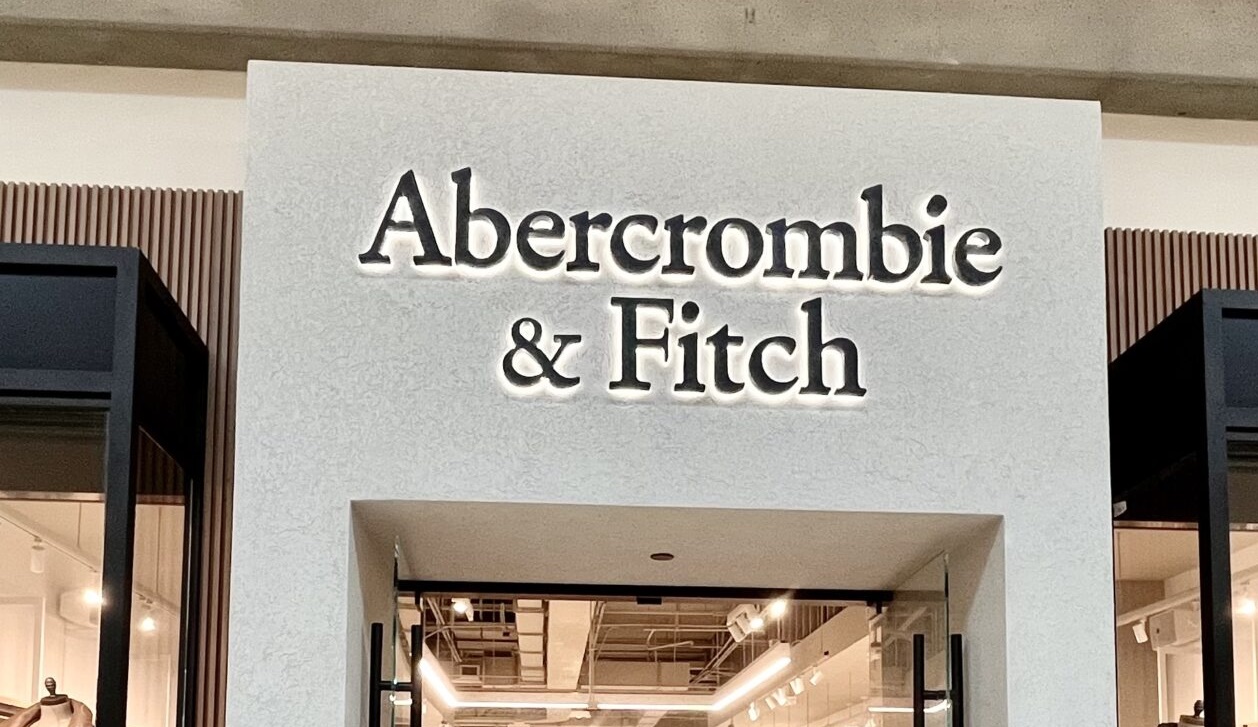 Us Lawsuit Accuses Abercrombie And Fitch Of Funding Sex Trafficking Operation