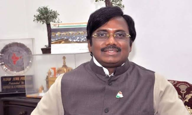 Another Blow to Telangana BJP, Ex-MP Vivek Returns to Congress - Vimarsana News