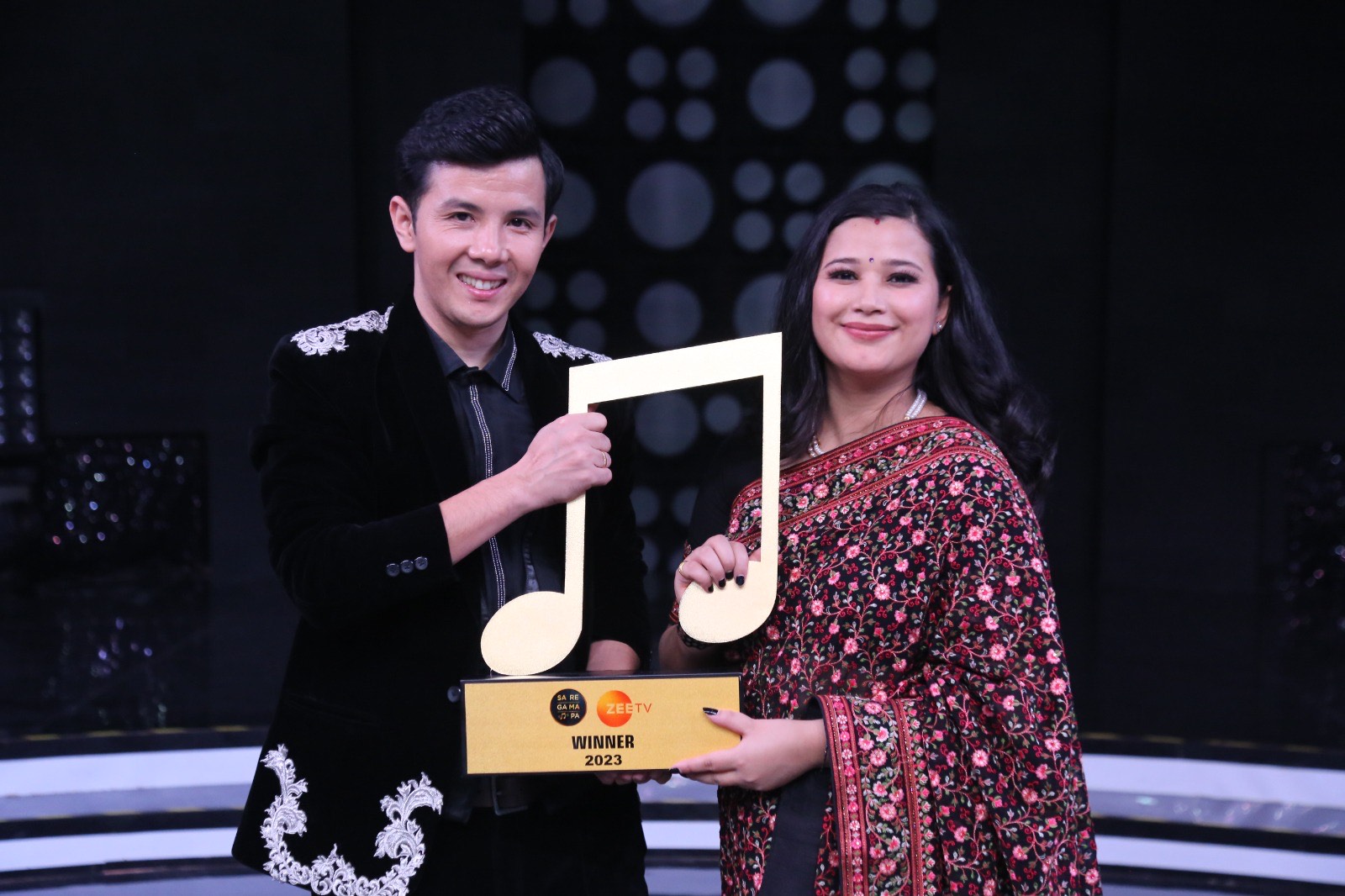 Albert Kabo Lepcha bags 'Sa Re Ga Ma Pa' trophy; credits his wife for the win - Vimarsana News