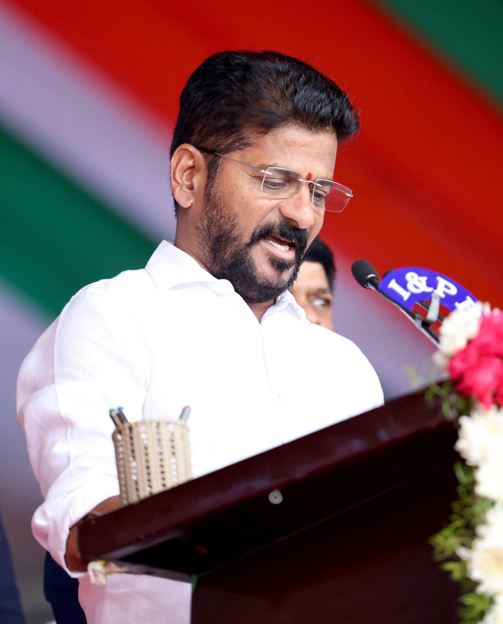 Telangana CM Revanth Reddy leaves for Delhi to discuss Cabinet expansion. Six More Ministers in Revanth's Cabinet - Vimarsana News