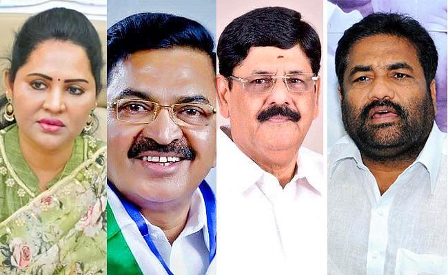 AP Speaker Tammineni Sitaram is going to make his decision on the disqualification of defector MLAs from the YSR Congress Party (YSRCP). This has stirred significant tension. Speaker Tammineni Sitaram's impending decision looms large over the political arena, with key players and their allegiances coming under scrutiny. On Tuesday, the Honorable Speaker held inquiries on the eight MLAs facing defection cases, but only five were present. The Speaker's inquiry into the disqualification petitions has shed light on the intricate legal and ethical aspects of the Anti-Defection Act. Despite multiple opportunities, the defectors find themselves on the defensive, facing tough questions about their allegiance and the timing of their decisions. While some MLAs requested an additional four weeks for explanations, Speaker Tammineni Sitaram firmly rejected their plea, stating that three chances had already been given to them. - Vimarsana News