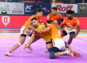 PKL 10: Super 10 for Akash Shinde as Puneri Paltan thrash Telugu Titans by 31 points - Vimarsana News
