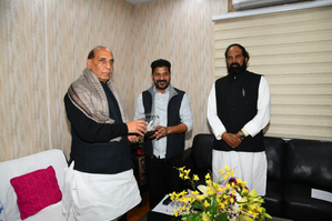 Telangana CM Revanth Reddy urges Sitharaman to release pending funds, Rajnath to transfer land - Vimarsana News