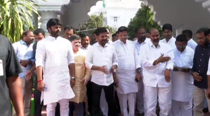 Telangana: CM Revanth, Minister and MLAs to visit Medigadda barrage - Vimarsana News