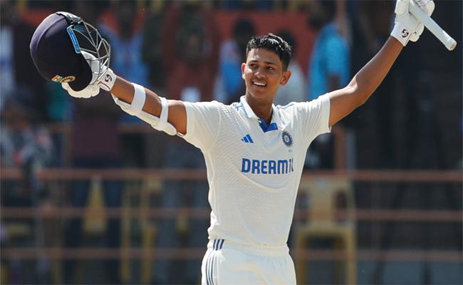 4th Test: Jaiswal becomes fifth Indian batter to score 600 runs in a Test series, breaks Sehwag's record for sixes - Vimarsana News