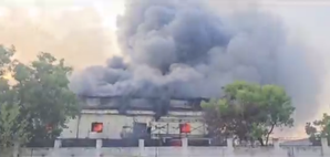 Fire in pharma company near Hyderabad, all workers rescued safely - Vimarsana News