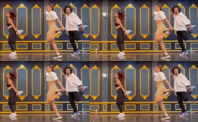 Watch Video: Wamiqa Gabbi Dances to Kurchi Madathapetti from Guntur Kaaram | Mahesh Babu | Sreeleela | SS Thaman | Trivikram Srinivas - Vimarsana News