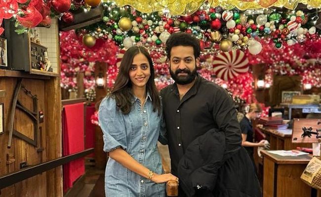 Pics:NTR and Wife Lakshmi Pranati's 13th Wedding Anniversary | Tollywood - Vimarsana News