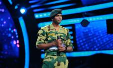 BSF Jawan Chakrapani Impresses Judges at Telugu Indian Idol 2 Auditions - Sakshi Post