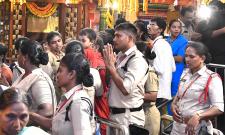 Vijayawada Kanaka Durga Temple Dussehra Celebrations in Pics | Dussehra ...