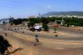 Seemandhra bandh enters second day; normal life hit - Sakshi Post