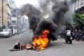 Seemandhra erupts in protest against Telangana Bill - Sakshi Post