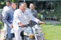 MP Gutta Sukhender Reddy&#039;s ride down the memory lane - Sakshi Post