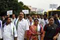 YSRCP MLAs raise &#039;Samaikyandhra&#039; slogans, suspended from Assembly - Sakshi Post