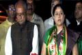 Medak MP Vijaya Shanthi joins Congress - Sakshi Post