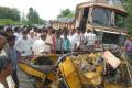 7 of family killed in road mishap in Rajahmundry - Sakshi Post