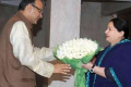 Jaitley meets Jayalalithaa Jaitley meets Jayalalithaa - Sakshi Post