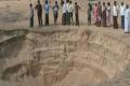 Giant sinkhole scares Chitravathi river shore dwellers - Sakshi Post