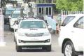 KCR’s convoy meets with accident - Sakshi Post