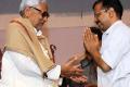 Kejriwal urges people to vote for Nitish Kumar - Sakshi Post