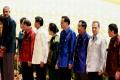 &amp;lt;b&amp;gt;Exchanging a look: &amp;lt;/b&amp;gt;US President Barack Obama and Philippines President Duterte are said to have entered the dinner venue separately at the summit in Laos and did not interact with each other during the event, which  - Sakshi Post