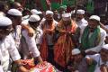 YSRCP President YS Jagan Mohan Reddy on Friday offered special prayers at Bara Shahid Darga in Nellore. - Sakshi Post