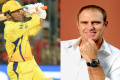 MS Dhoni and Former CSK player Mathew Hayden - Sakshi Post