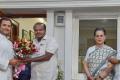 JD(S) leader and Karnataka chief minister-designate H D Kumaraswamy presents a bouquet to Congress President Rahul Gandhi - Sakshi Post