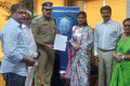 Hyderabad Police Commissioner Anjani Kumar accepting the complaint from YS Sharmila - Sakshi Post