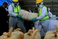 Sri Lankan Authorities Publicly Destroy 770 Kg Of Cocaine Sri Lankan Authorities Publicly Destroy 770 Kg Of Cocaine - Sakshi Post