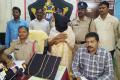 Tenali Police with the accused - Sakshi Post