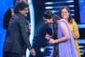 Telugu Indian Idol 2: Soujanya Bhagavathula Wins Chandrabose's  ‘Oscar Pen’   - Sakshi Post