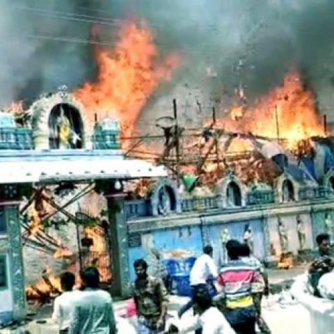 West Godavari: Fire Breaks Out At Venugopala Swamy Temple During Rama Navami Celebrations - Vimarsana News