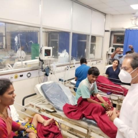 Chief Minister Eknath Shinde and Deputy CM Devendra Fadnavis's nine-month-old government 'Mahabharat' over 12 deaths at 'Maha-Bhushan' event, irate Oppn wants CM's scalp - Vimarsana News