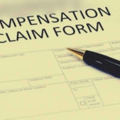 Agra Man seeks Rs 1 crore compensation for serving wrong meal - Vimarsana News