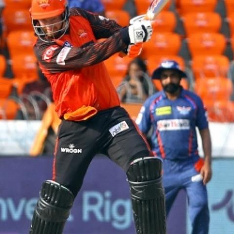 IPL 2023: Heinrich Klaasen fined; Amit Mishra reprimanded for breaching Code of Conduct - Vimarsana News