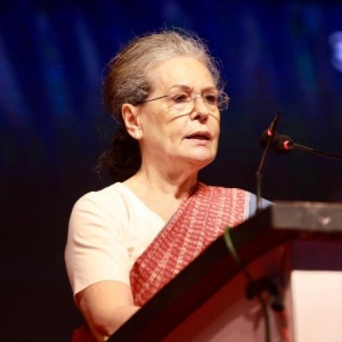 BJP complains against Sonia Gandhi for making 'divisive' statement - Vimarsana News