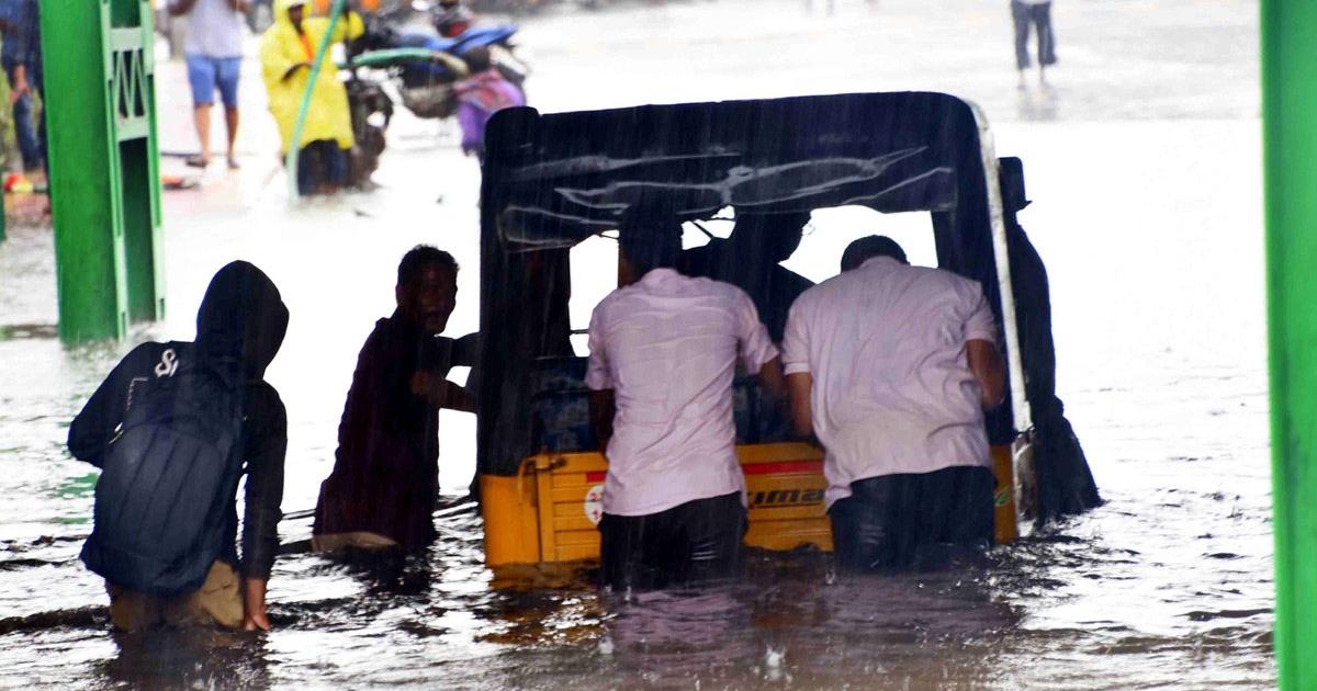 |Pictures| Flood Like Situation In Parts Of AP Due To Incessant Rains