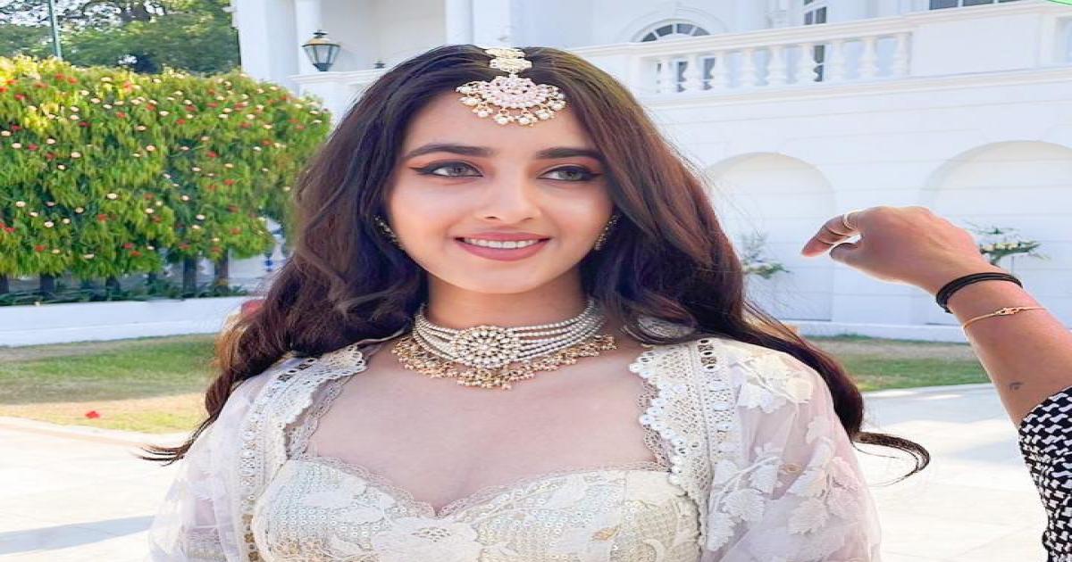 Pics! Actress Simrat Kaur Dazzles with Youthful Vibrance