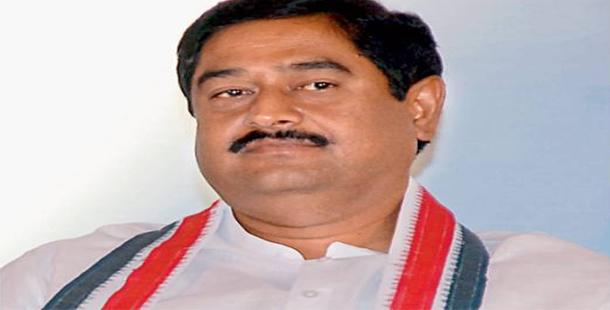 CM urged not to accept Dharmana Rao&#039;s resignation - Sakshi Post